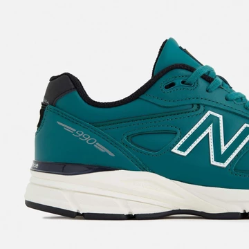 New Balance 990v4 Teal Ferse