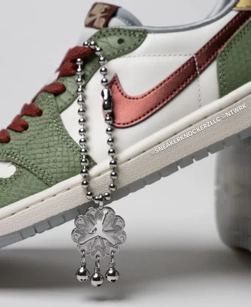 Jordan 1 Low OG Year of the Dragon 2024 Detail Dubrae