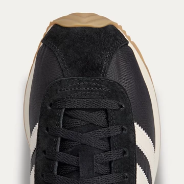 adidas Pampanga SPZL Zehen Details