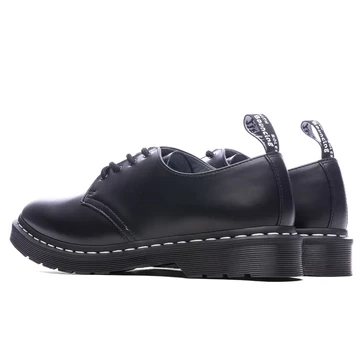 Neighborhood x Dr. Martens Pack schräg von hinten