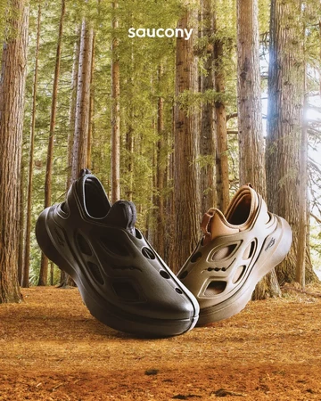 Tombogo Saucony Butterfly Morpho Black Lookbook