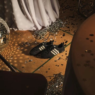 Bad Bunny x adidas Ballerina Black Mood Paar