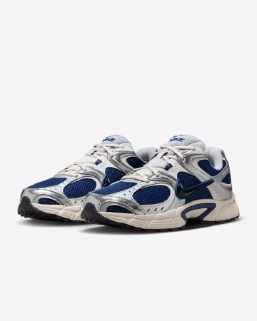 Nike V5 RNR Blue Void schräg