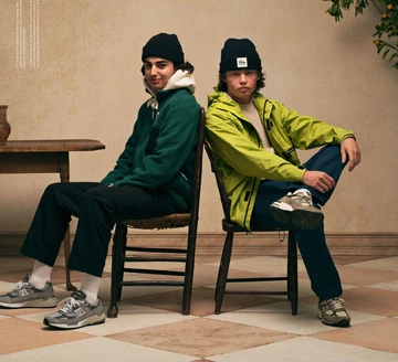 New Balance Lookbook Shooting, die Models tragen New Balance Schuhe