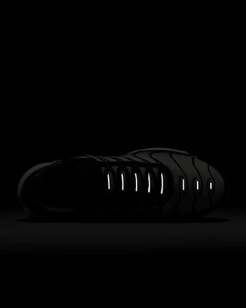 Air Max Plus Sequoia Glow in the dark