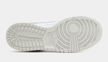 Dunk Low Grey Blue Mini Swoosh Sohle