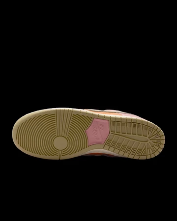 Nike SB Dunk Low Pro Red Stardust Sohle