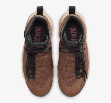 Sacai Nike Magmascape Tan von oben