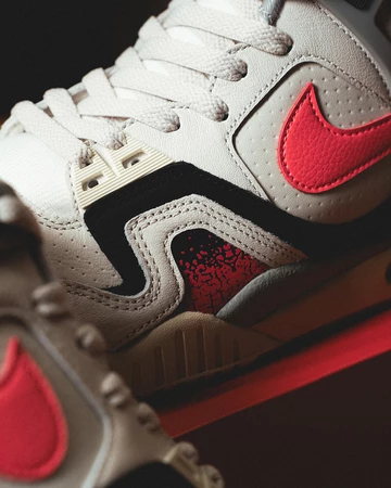 Nike Air Tech Challenge II Racer Pink Mood Closeup