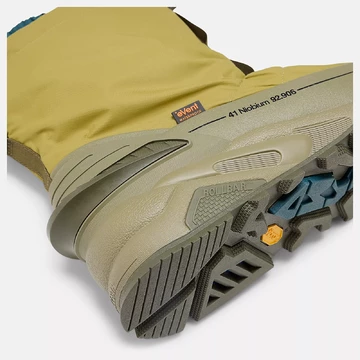 Tokyo Design Studio x New Balance Niobium C_3 Pack