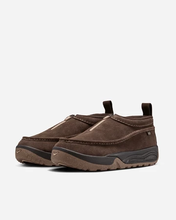 Nike ACG Izy Baroque Brown schräg