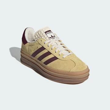 adidas Gazelle Bold Yellow seitlich von Vorne