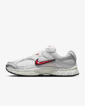 Nike V5 RNR Platinum Tint Fire Red Außenseite
