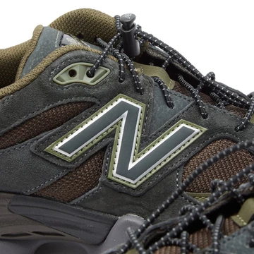 New Balance 9060 Blacktop Dark Moss - Detail (2)