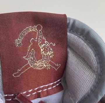 Jordan 1 Low OG Year of the Dragon 2024 Detail Logo