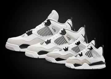 Weiße Jordan 4 Sneaker im Full Family Size Run