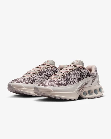 Air Max Dn Premium Snakeskin Paar schräg seitlich