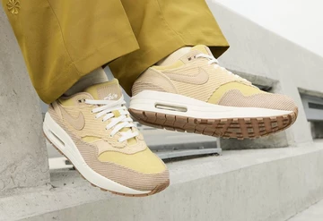 Air Max 1 Corduroy Buff Gold Hemp On Feet