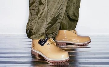 Der Veneda Carter Timberland Heritage Boot Wheat Patent am Fuß