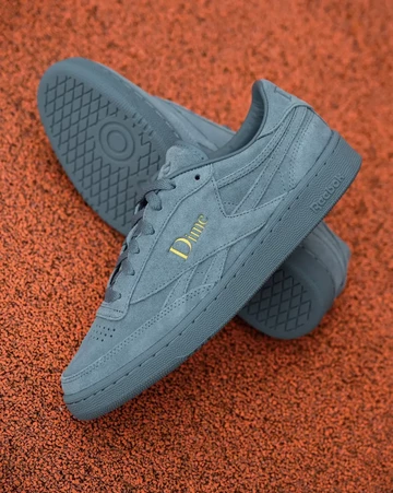 Dime Reebok Club C Revenge Asteroid Dust Paar