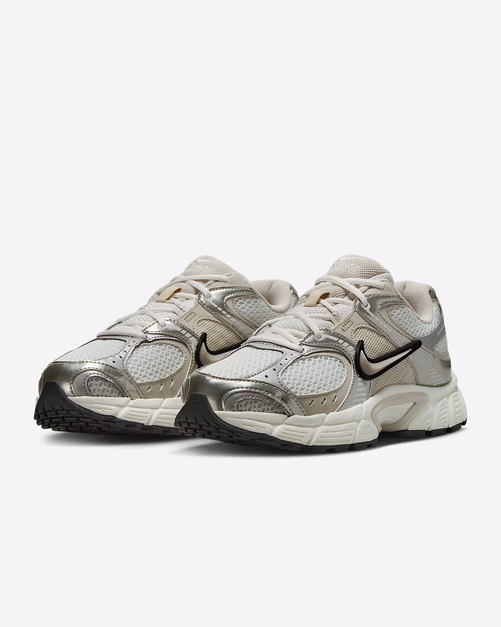 Nike V5 RNR Summit White HQ7901-104 | Dead Stock