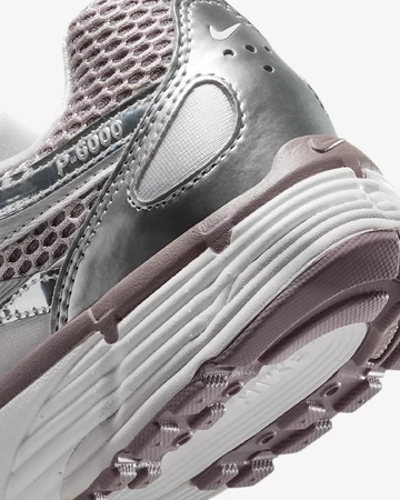 Nike P-6000 Platinum Taupe Detailbild