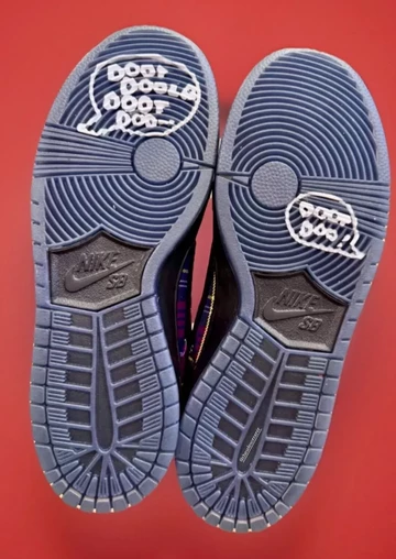 Nardwuar x Nike SB Dunk Low Red Blue