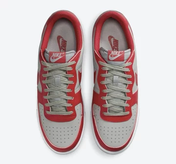Nike Terminator Low UNLV von Oben