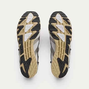 Song for the Mute x adidas Adizero PR Grey Sohle