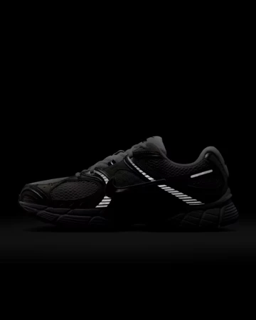 Nike V5 RNR Vast Grey