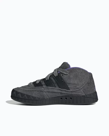 Youth of Paris adidas Adimatic Mid Black Innenseite