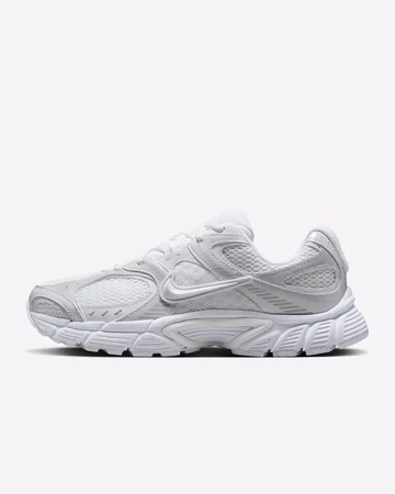 Nike V5 RNR Metallic Silver Außenseite