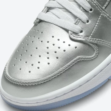Jordan 1 High Golf Gift Giving DEtail Toebox