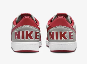 Nike Terminator Low UNLV von Hinten