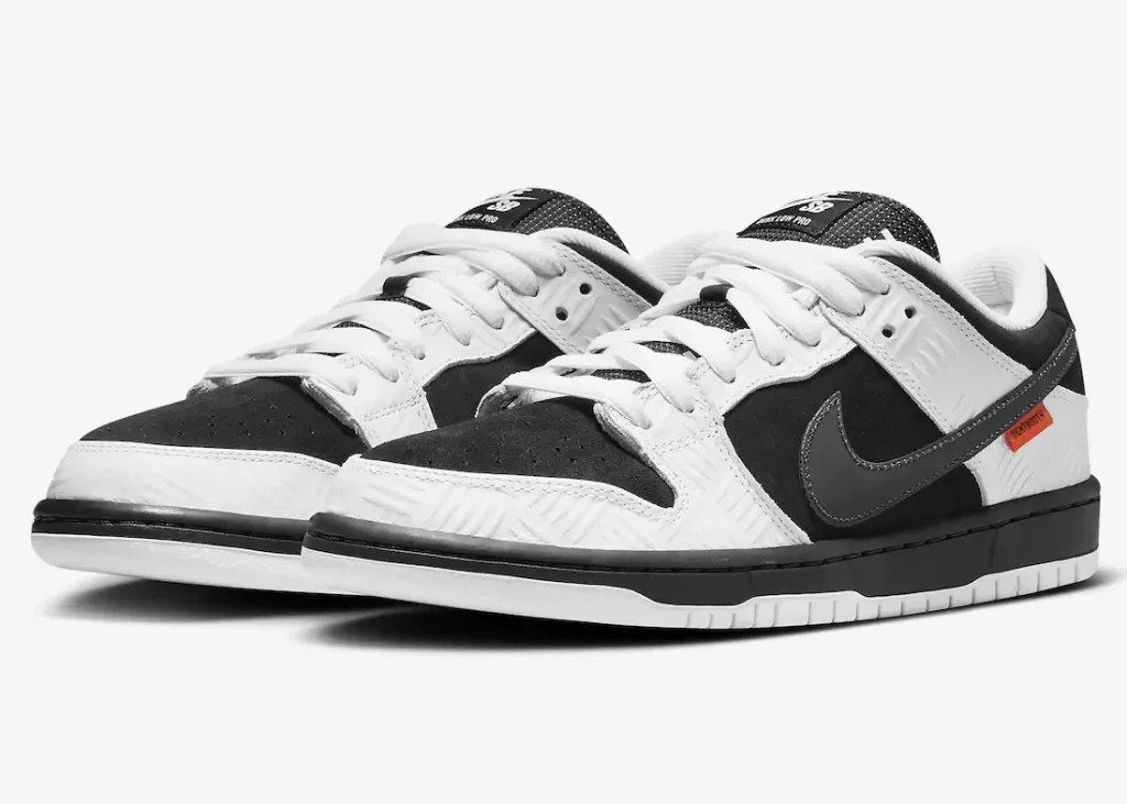 TIGHTBOOTH Nike SB Dunk Low FD2629-100 | Dead Stock