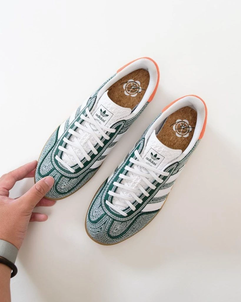adidas gazelle silver green womens Women's Adidas Gazelle Indoor Shoes