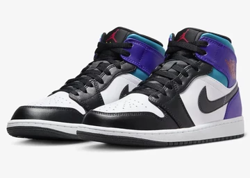 Jordan 1 Mid Bright Concord schräg