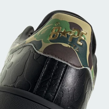 BAPE adidas Stan Smith 30th Anniversary Black closeup von der Ferse