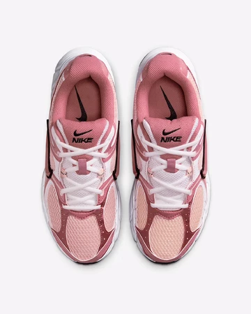 Nike V5 RNR Washed Coral von oben