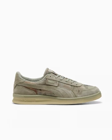 KidSuper x PUMA Indoor Distresses Luxe Army Außenseite