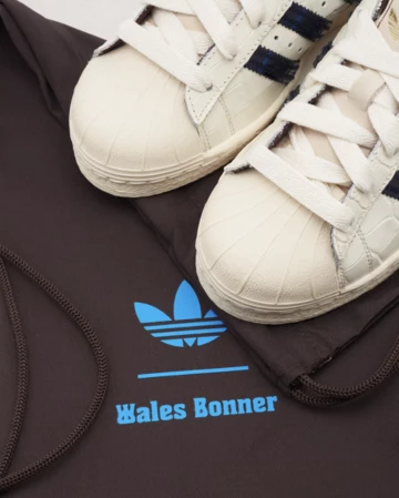 Wales Bonner x adidas Superstar White Croc Detailbild