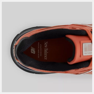 New Balance 990v4 Mahagony von oben