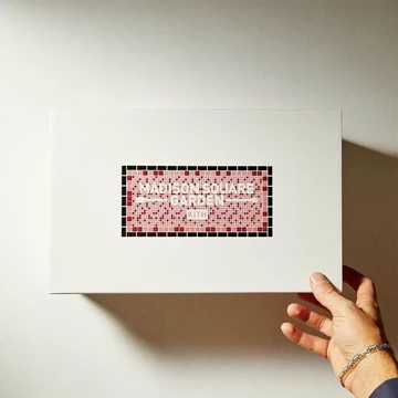 Kith New Balance 990v6 Madison Square Garden Box