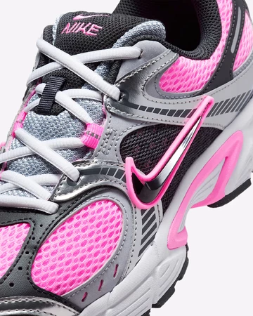 Nike V5 RNR Pink Spell Upper Details