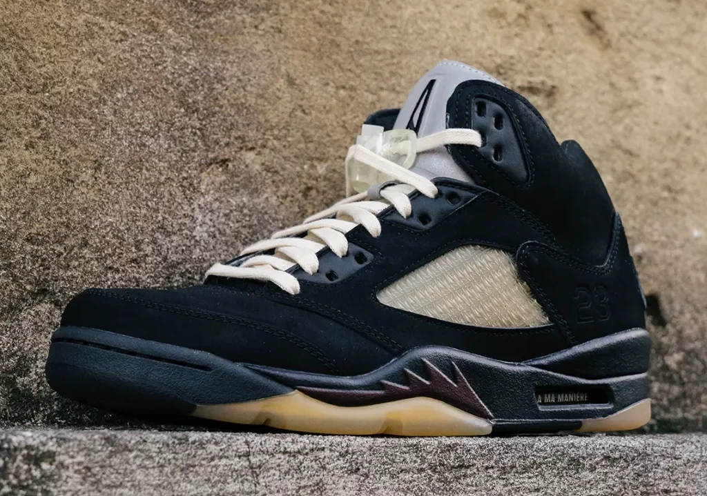 All the jordan 5s online