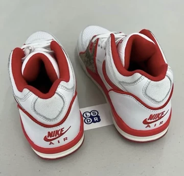 Stussy Nike Air Flight 89 White Habanero Red Leak seitlich von Hinten