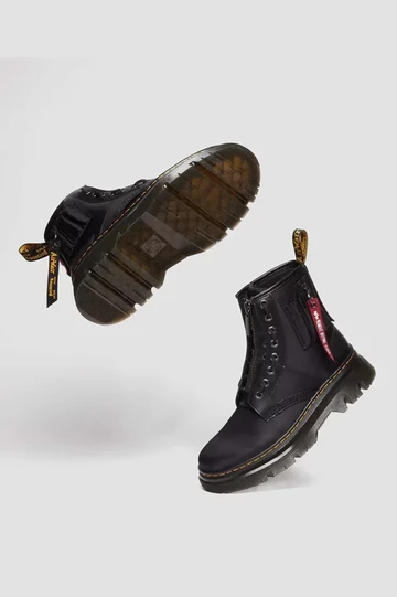 Alpha Industries Dr. Martens Tarik Alpha Boot Motion