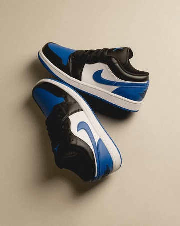 Jordan 1 Low Royal Toe Lookbook Bilder von Asphaltgold