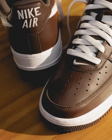 Air Force 1 Low Chocolate Lookbook Detail