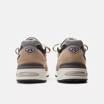 New Balance 991v2 Cement von hinten